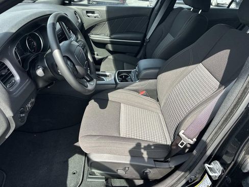 Used 2023 Dodge Charger SXT RWD image 19