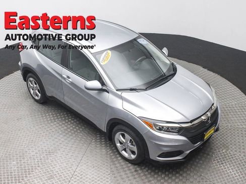 Used 2019 Honda HR-V LX image 3