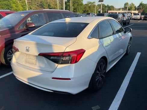 Used 2023 Honda Civic EX image 7