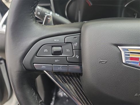 Used 2023 Cadillac XT6 Sport image 14