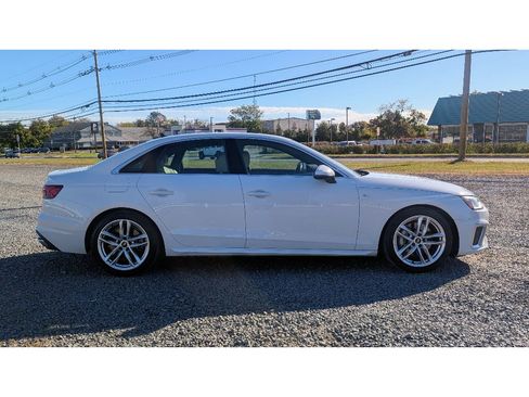 Used 2022 Audi A4 2.0T Premium Plus image 8