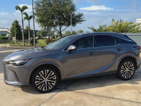 Used 2023 Lexus RX 350 Premium Plus w/ Cold Area Package FWD image 5