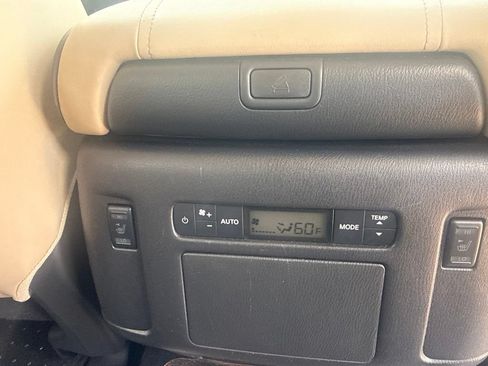 Certified 2024 Nissan Armada Platinum w/ Captain's Chairs Package RWD image 19