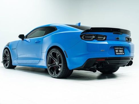 Used 2022 Chevrolet Camaro SS RWD image 18
