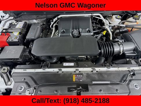 Used 2024 GMC Canyon AT4 AWD/4WD image 30