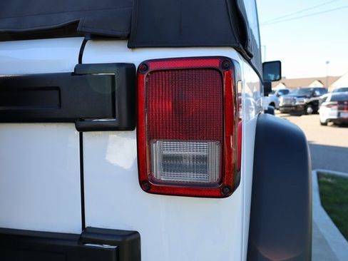 Used 2017 Jeep Wrangler Unlimited Sport w/ Quick Order Package 24S image 27