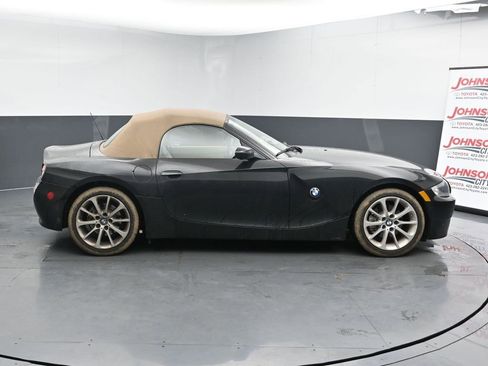 Used 2008 BMW Z4 3.0i image 9