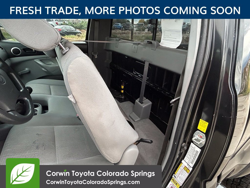 Used 2010 Toyota Tacoma 4x4 Regular Cab image 9