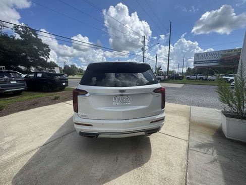 Used 2020 Cadillac XT6 Premium Luxury FWD image 6