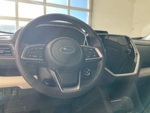 Used 2023 Subaru Ascent Limited AWD/4WD image 14
