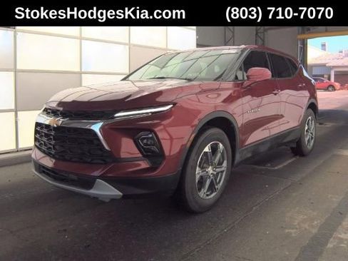Used 2025 Chevrolet Blazer LT image 1