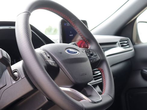 Certified 2025 Ford Escape ST-Line AWD/4WD image 25
