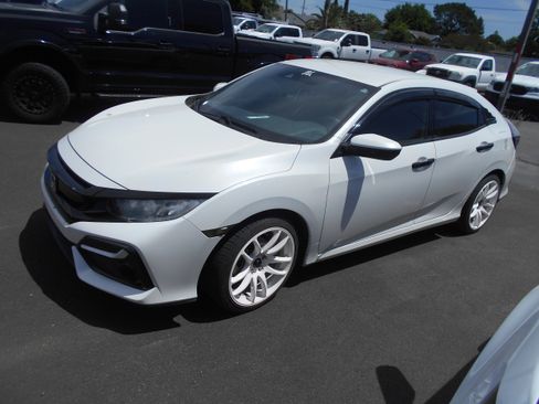 Used 2020 Honda Civic LX image 1