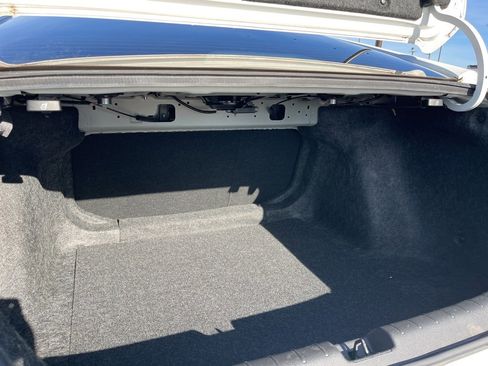 Used 2017 Honda Civic Touring image 12