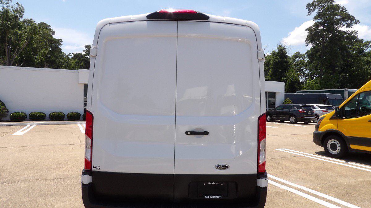 Used 2022 Ford Transit 250 Medium Roof AWD image 3