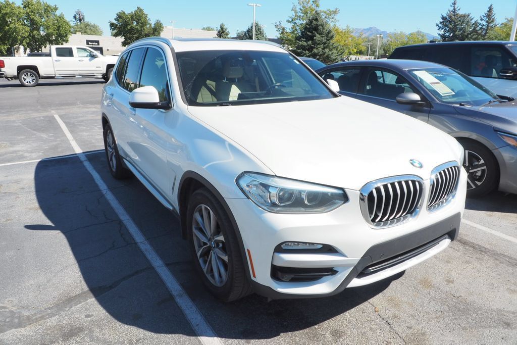 Used 2018 BMW X3 xDrive30i AWD/4WD image 2