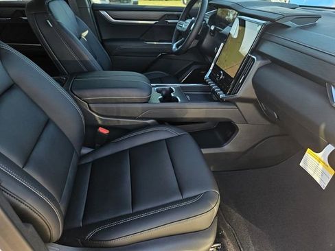 New 2026 GMC Acadia Elevation w/ Black Edition image 33