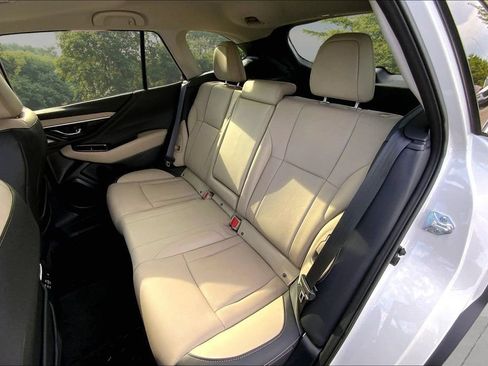 Used 2025 Subaru Outback Limited XT AWD/4WD image 21
