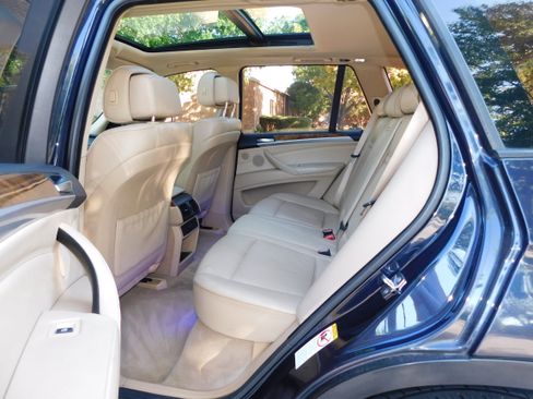 Used 2008 BMW X5 3.0si image 12