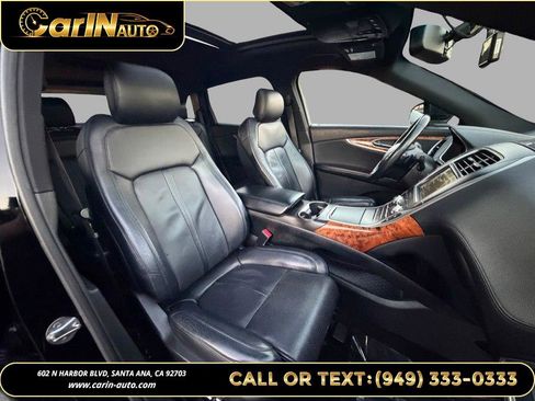Used 2016 Lincoln MKX Reserve w/ Cargo Accessories Package image 13