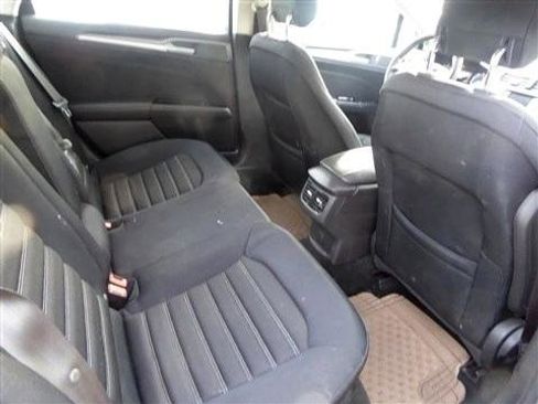 Used 2013 Ford Fusion SE image 18