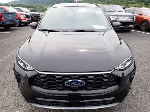 Used 2023 Ford Escape ST-Line w/ Tech Pack #1 AWD/4WD image 12