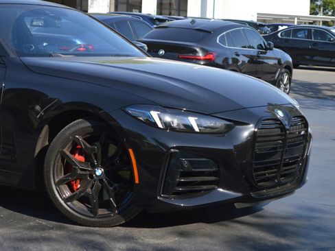 Used 2026 BMW M440i Coupe w/ Premium Package RWD image 2