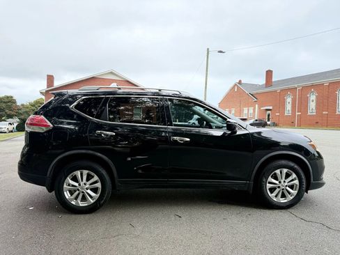 Used 2016 Nissan Rogue SV FWD image 7