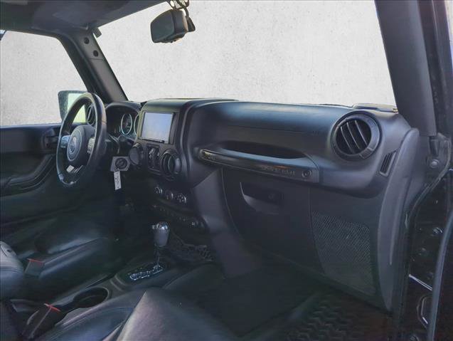 Used 2017 Jeep Wrangler Unlimited Sahara AWD/4WD image 26