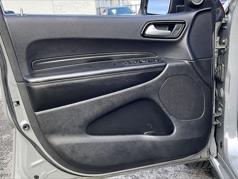 Used 2021 Dodge Durango SXT image 24
