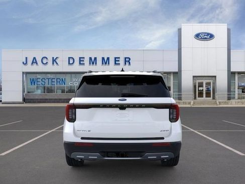 Used 2026 Ford Explorer Active w/ Active Comfort Package AWD/4WD image 35