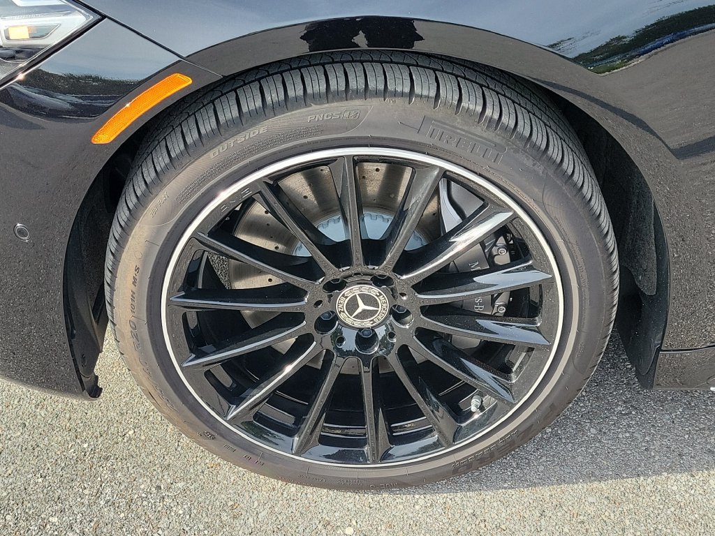 Used 2026 Mercedes-Benz S 500 4MATIC image 12