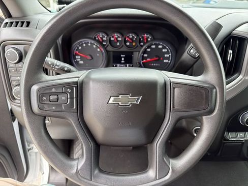 Used 2023 Chevrolet Silverado 1500 Custom Trail Boss w/ LPO, Dark Essentials Package AWD/4WD image 16