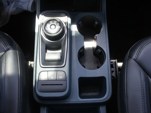 Used 2023 Ford Maverick Lariat w/ Black Appearance Package FWD image 31