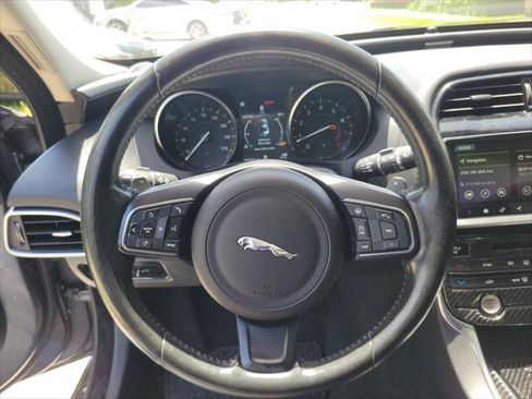 Used 2019 Jaguar XE Premium AWD/4WD image 20