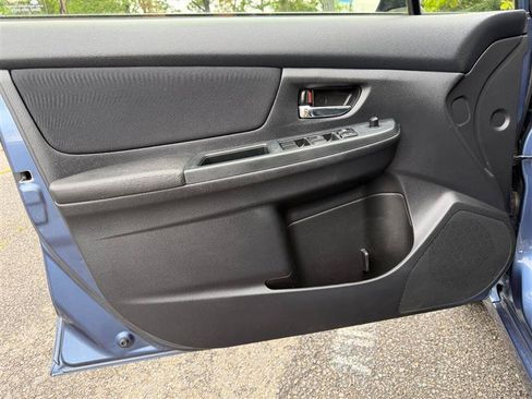 Used 2013 Subaru Impreza 2.0i Premium w/ All-Weather Pkg AWD/4WD image 29