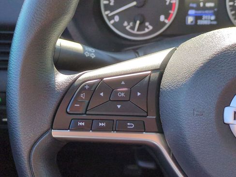 Certified 2023 Nissan Sentra S image 17