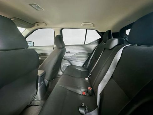 New 2025 Nissan Kicks Play S image 24