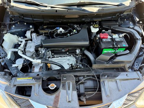 Used 2016 Nissan Rogue S w/ Appearance Package FWD image 19