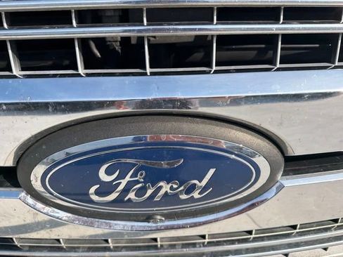 Used 2018 Ford F150 Lariat w/ Equipment Group 502A Luxury AWD/4WD image 44