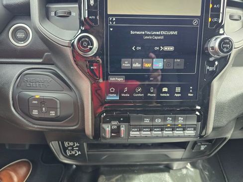 New 2026 RAM 3500 Tradesman AWD/4WD image 15