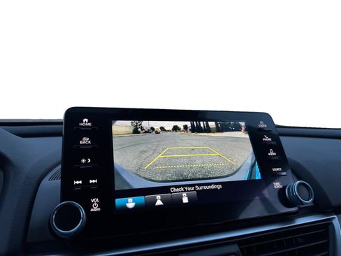Used 2021 Honda Accord Hybrid image 13