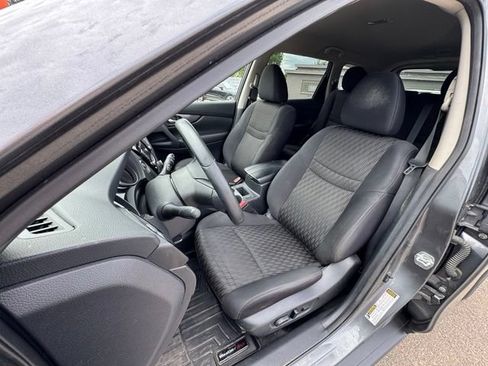 Used 2019 Nissan Rogue SV AWD/4WD image 9