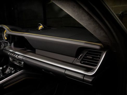 Used 2023 Porsche 911 Turbo S AWD/4WD image 33