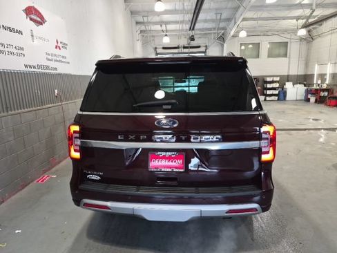 Used 2024 Ford Expedition Platinum AWD/4WD image 4