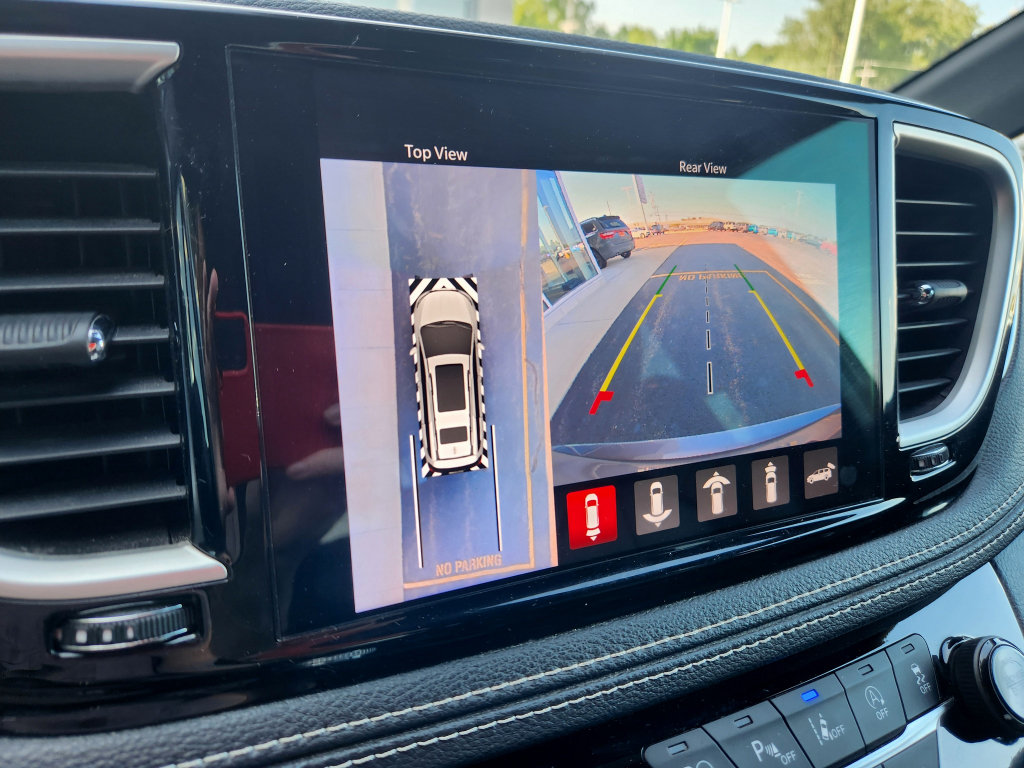 Used 2021 Chrysler Pacifica Touring-L w/ Premium & Safety Sphere Group FWD image 29