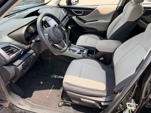 Used 2021 Subaru Forester AWD/4WD image 23