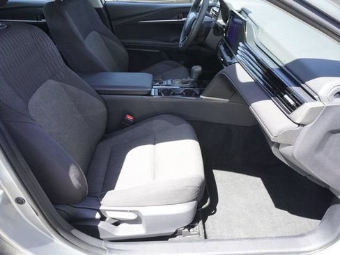 Used 2025 Toyota Camry LE FWD image 23