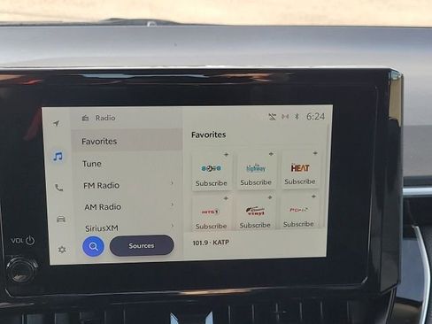 Used 2023 Toyota Corolla LE image 15