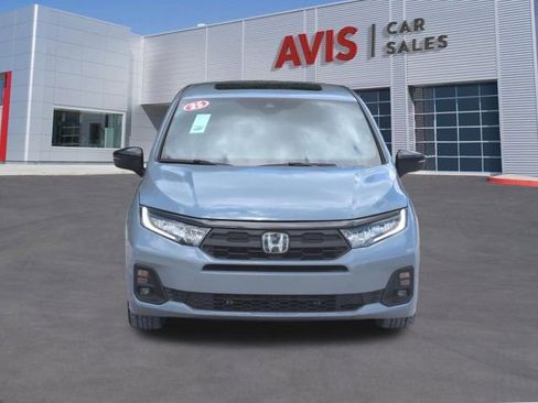 Used 2025 Honda Odyssey Sport-L image 2